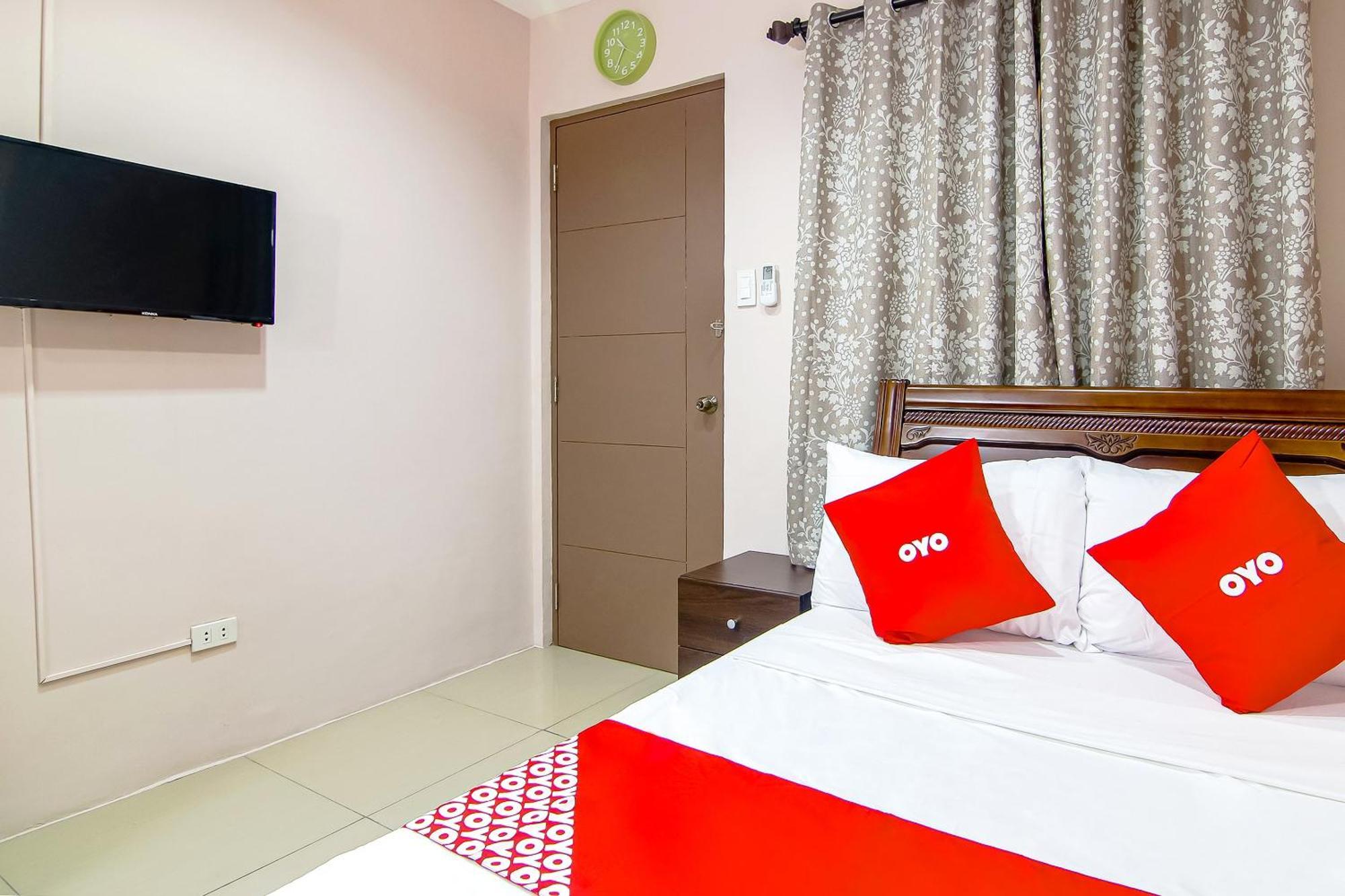 Oyo 766 Ichehan Apartments Manila Exterior foto