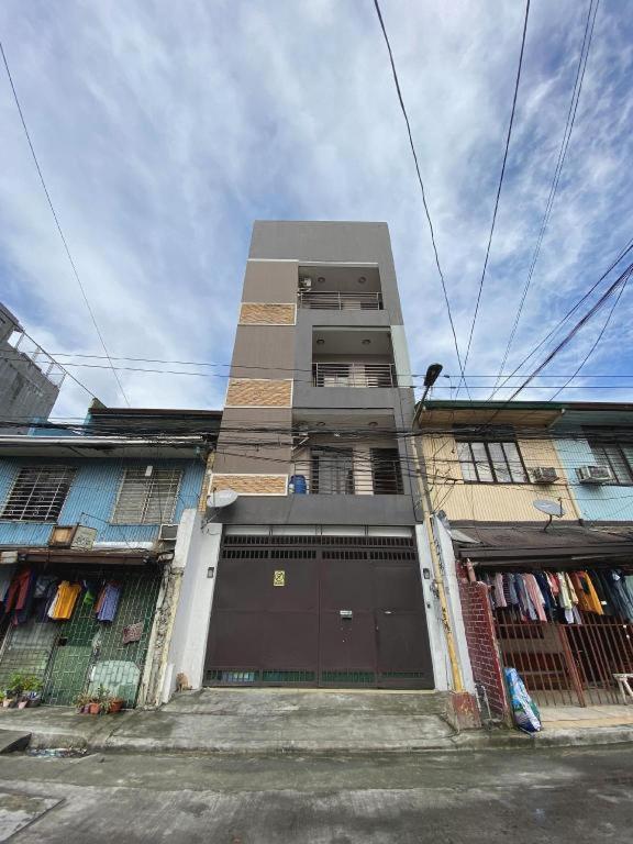 Oyo 766 Ichehan Apartments Manila Exterior foto