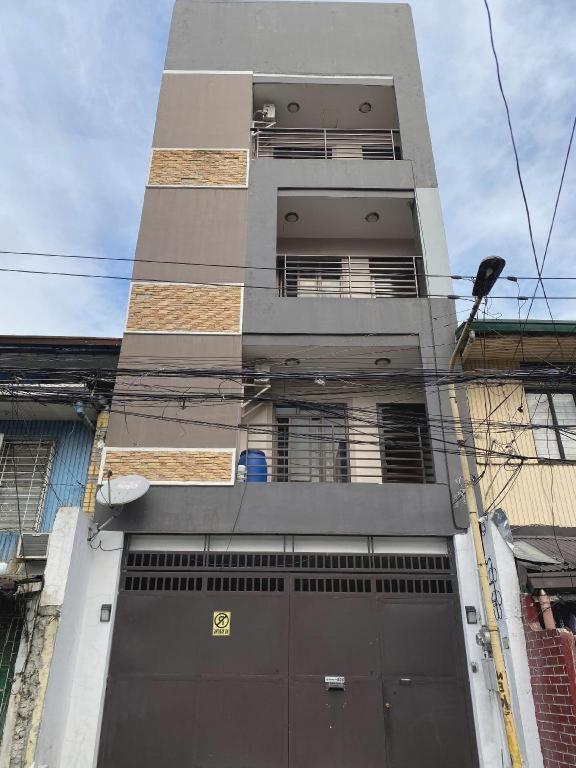 Oyo 766 Ichehan Apartments Manila Exterior foto
